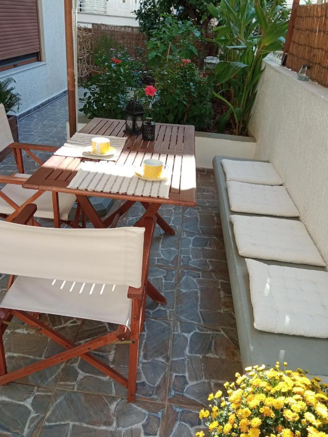 Rhodes City Charming Garden Apartment מראה חיצוני תמונה