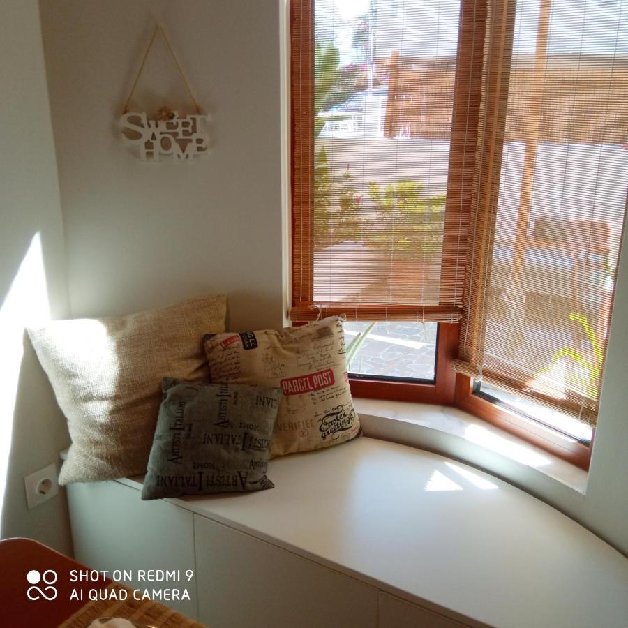 Rhodes City Charming Garden Apartment מראה חיצוני תמונה
