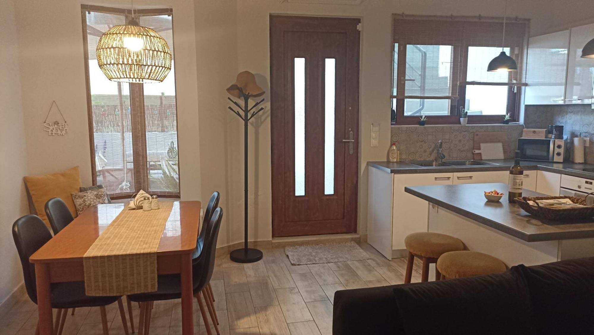 Rhodes City Charming Garden Apartment מראה חיצוני תמונה